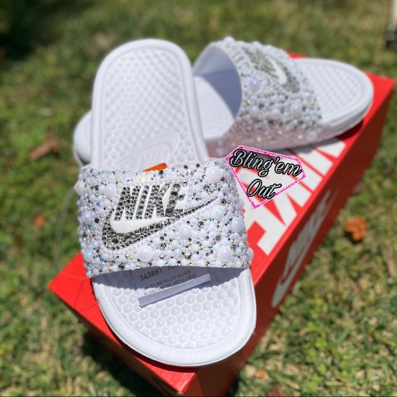 Custom Nike Slides - Picture 2 of 3